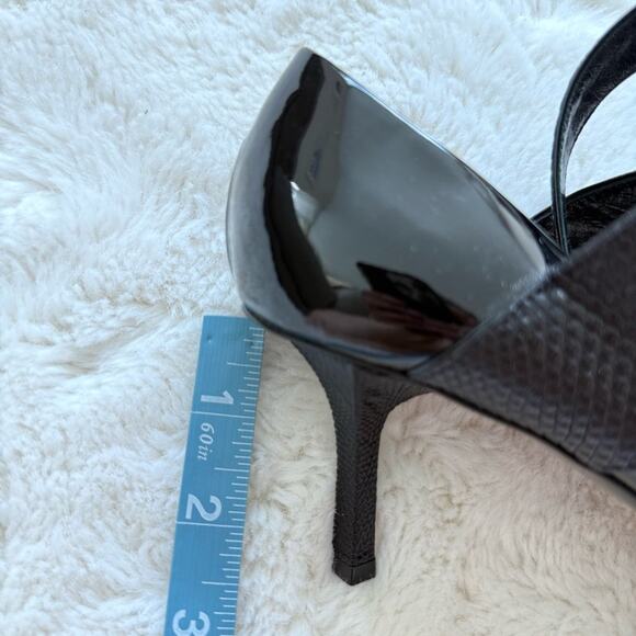 Louis Vuitton women shoes size 39 Authentic Retail 1200$ - Picture 4 of 8